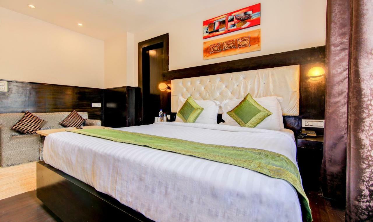 Treebo Trend Lavish Inn Dharamshala Bagian luar foto